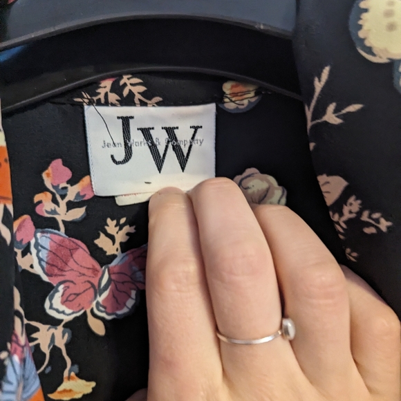 3/$20 - Vintage Floral Shirt - Jean Works and Company - Picture 2 of 4